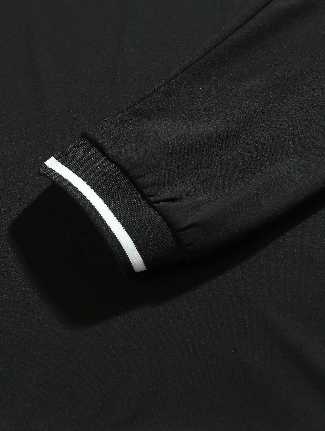 CONTRAST-COLLAR LONG-SLEEVE POLO